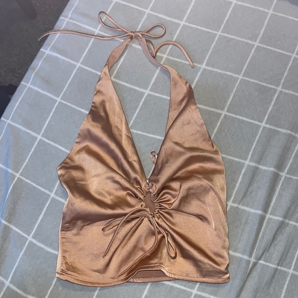 Abercrombie & Fitch Tops - NWOT Abercrombie and Fitch Satin Cinched Halter Top